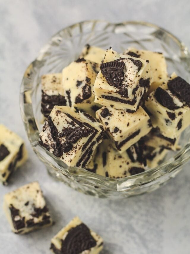 White Chocolate Oreo Fudge