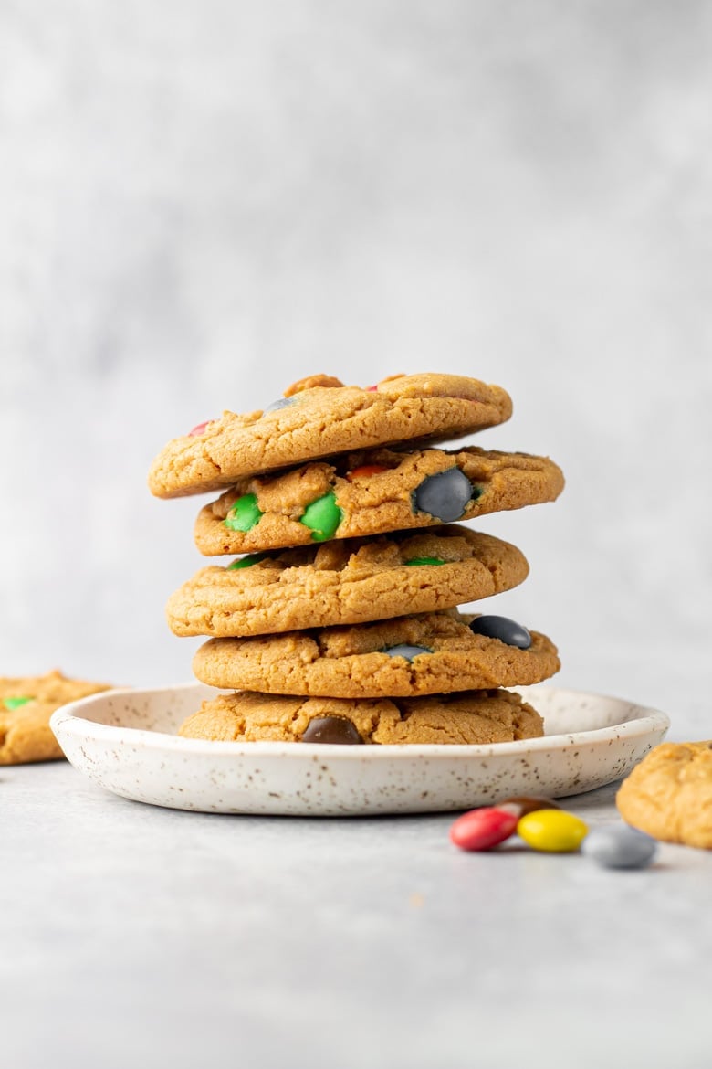 Peanut Butter M&M Cookies