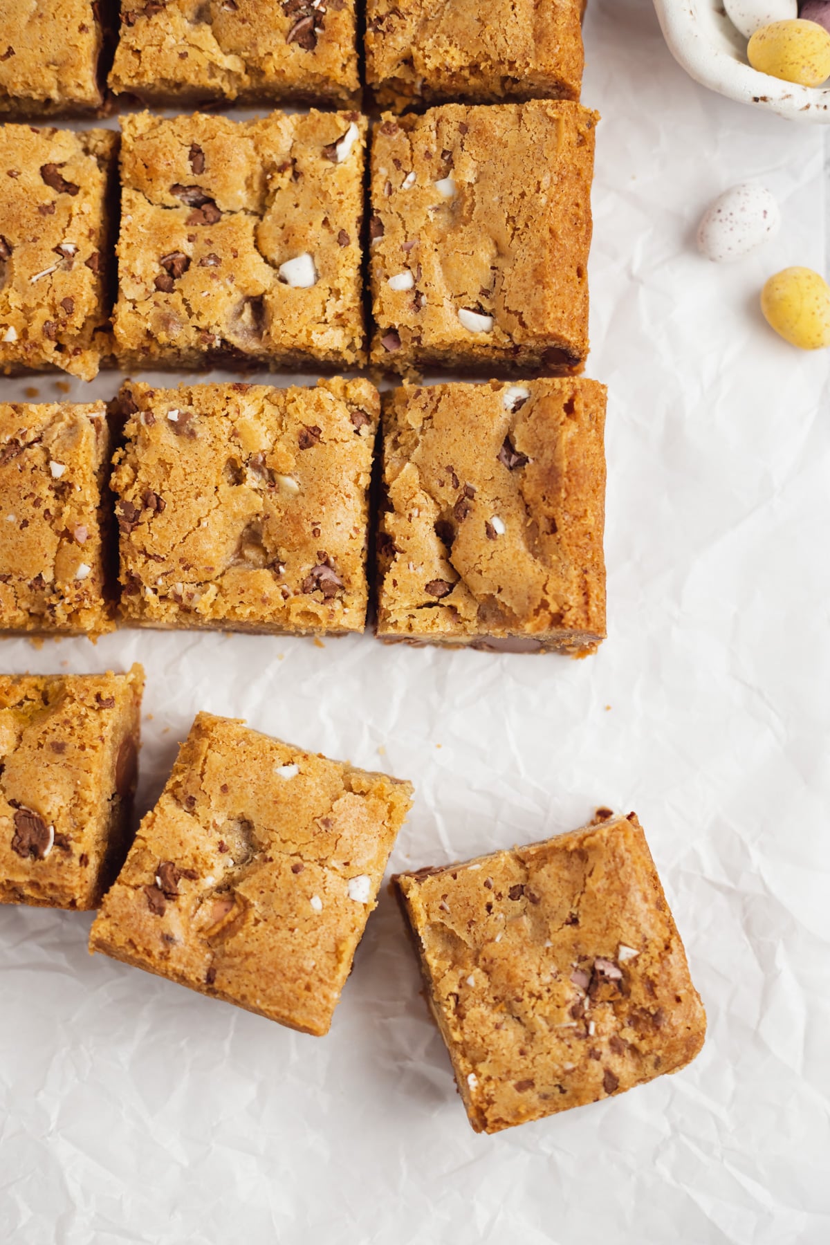 Mini Egg Blondies